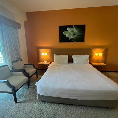 Paradise By The Sea In Penang By Veron At Rainbow Paradise ทานจุงบุงาห์ ภายนอก รูปภาพ